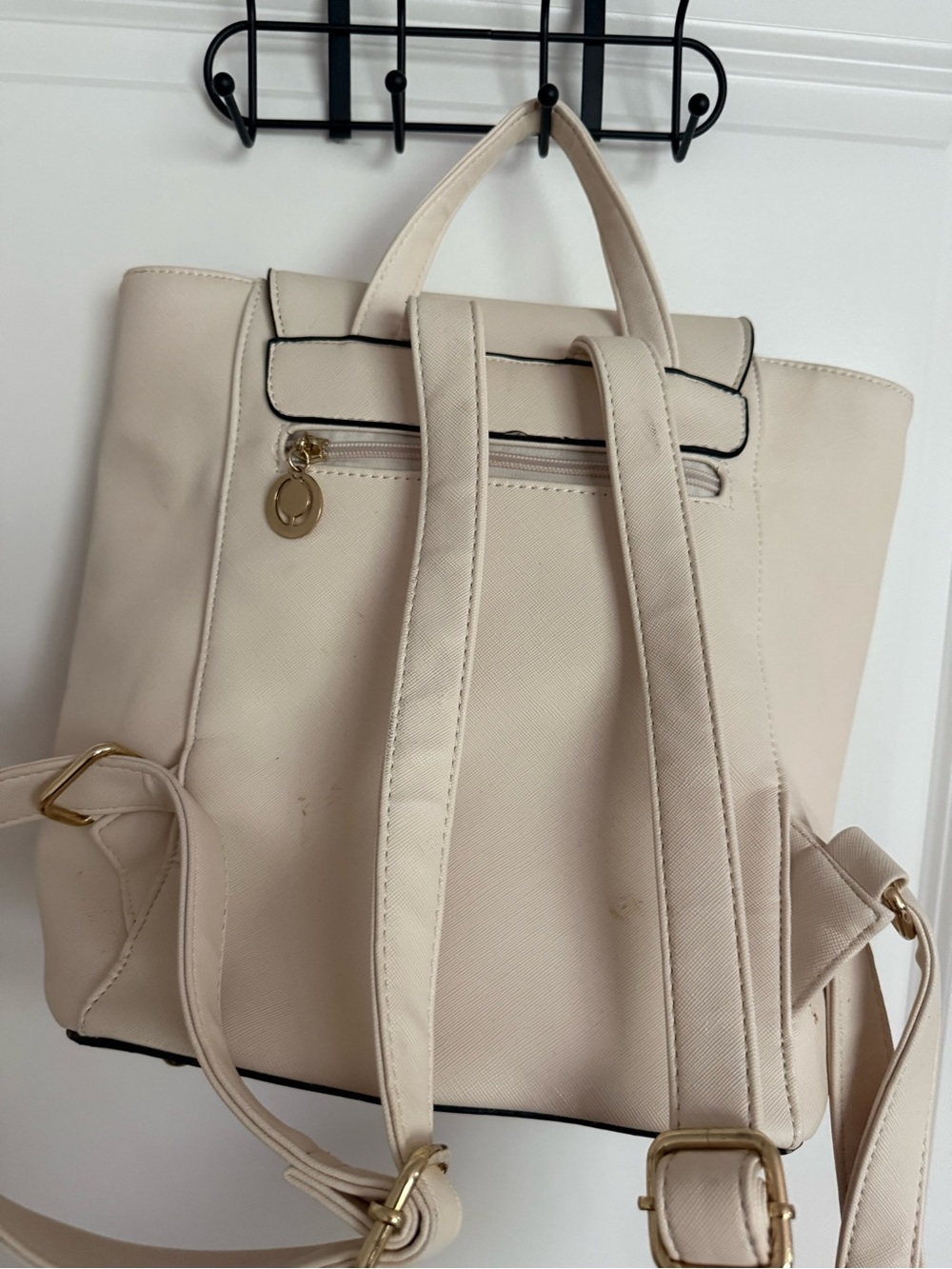 Cream Leatherette Drawstring Backpack with Gold Hardware - Picture 3 of 4